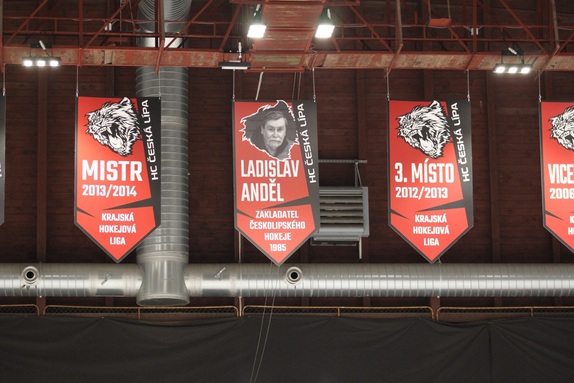 Ladislav Anděl – zakladatel místního hokeje 3