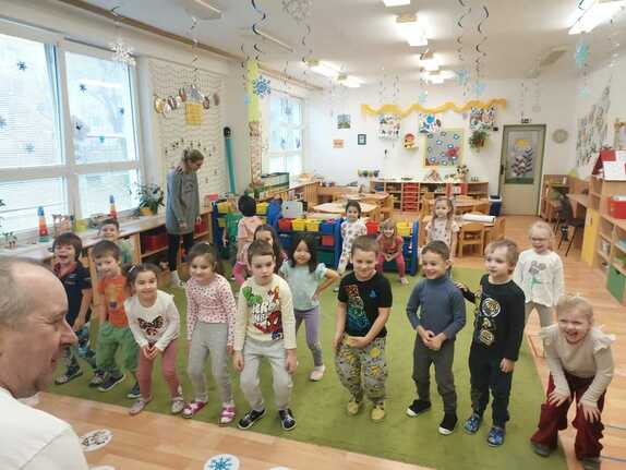 Návštěva škol a školek 2 4